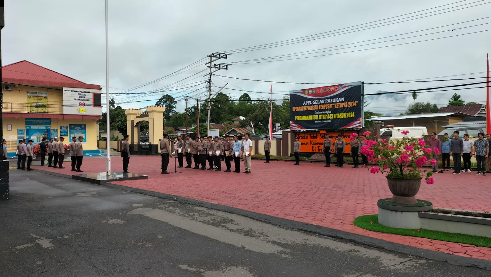 APEL PENGECEKAN USAI CUTI BERSAMA : KAPOLRES LUWU UTARA AKAN ADA PROSES TERHADAP PERSONEL POLRES LUWU UTARA YANG MELANGGAR ATURAN