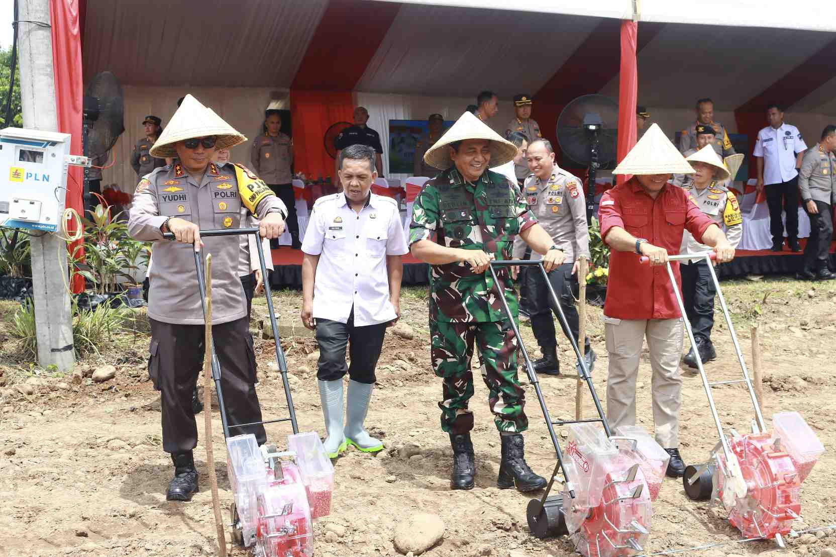 Polda Sulsel Sediakan 3.323 Hektar Lahan Produktif Dalam Mendukung Ketahanan Pangan di Provinsi Sulawesi Selatan