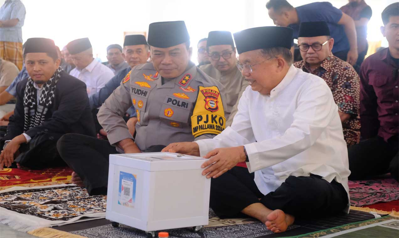 Di Hadapan Jamaah Jumat Masjid Kubah 99 Makassar, Kapolda Sulsel Perkenalkan Diri Dan Ajak Masyarakat Sukseskan Pilkada