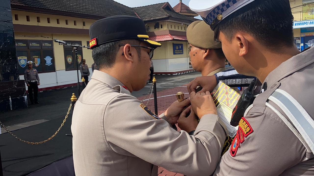 Kapolres Luwu Utara Pimpin Apel Gelar Pasukan Operasi Zebra Pallawa 2025